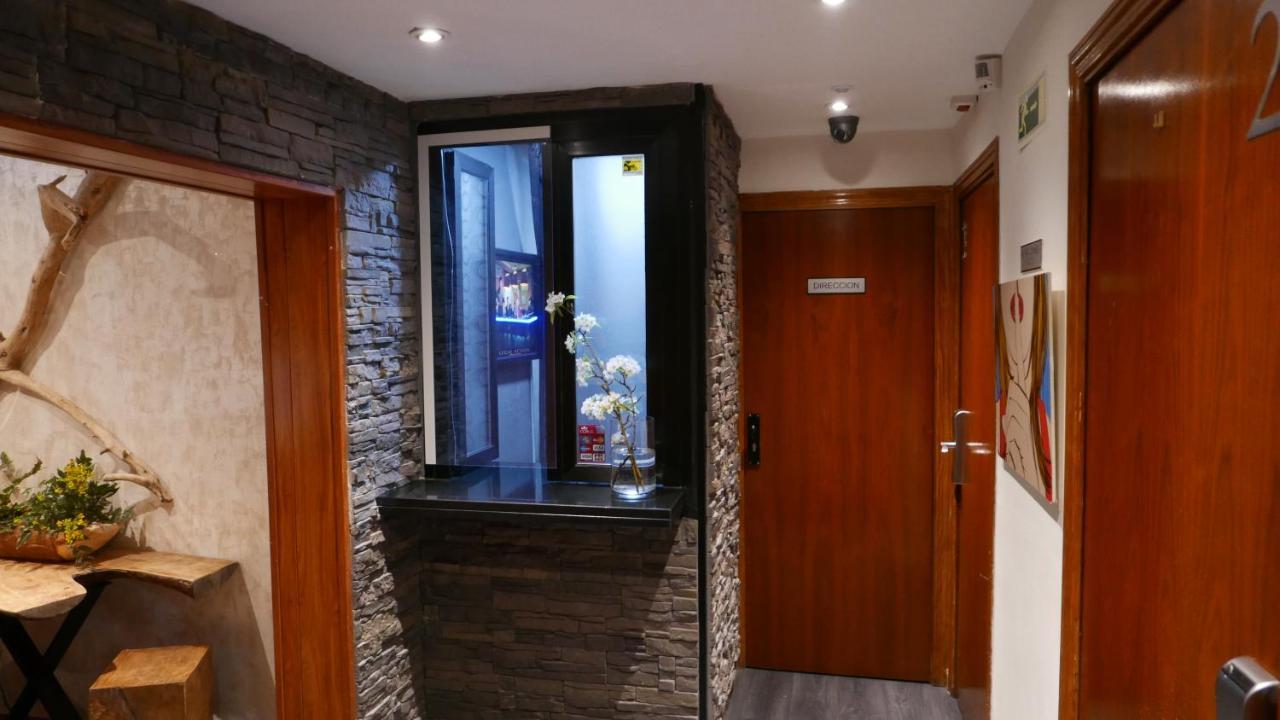 Hostal Don Pedro Madrid Bagian luar foto